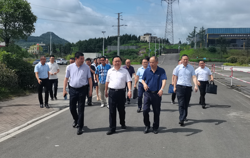 市人民政府副市长李俊宏现场调研贵州数据职业学院筹建工作